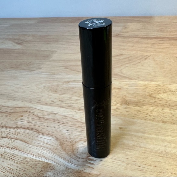 Kat Von D Everlasting Glimmer Veil Liquid Lipstick: Wizard - Picture 4 of 9